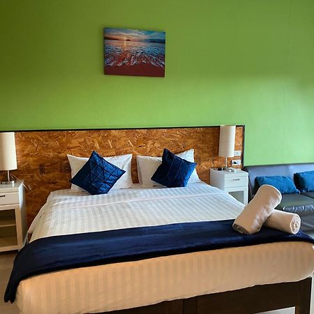 Maria'S Guest House, Restaurant & Bar Rawai Εξωτερικό φωτογραφία